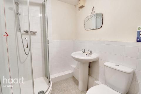 1 bedroom retirement property for sale, Riverdene Road, Ilford