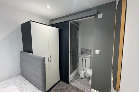 undefined, Room 2 Aske Road, Middlesbrough