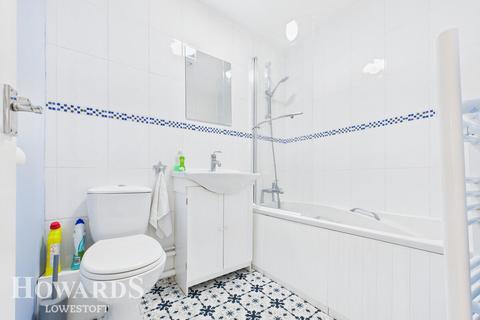 10 Broadoak Close, Carlton Colville, Lowestoft, NR33 8SU