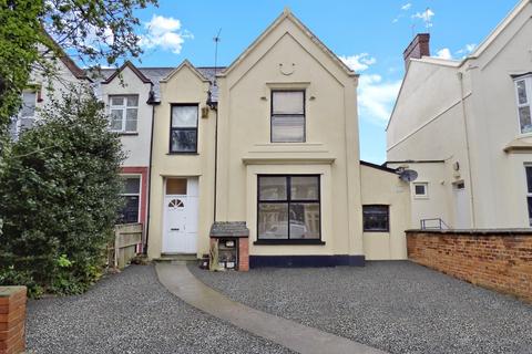 Studio to rent - Newport Road, Cardiff, CF24
