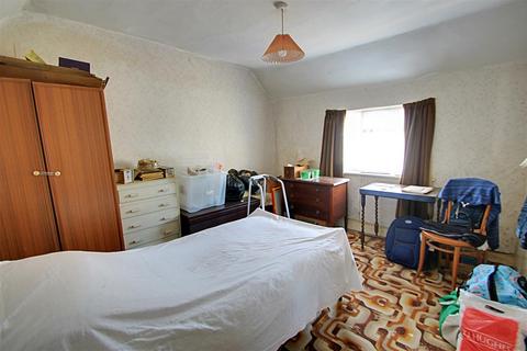 2 bedroom terraced house for sale, High Street, Bedmond