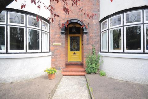 4 bedroom detached house for sale, Newcastle Road, Stone