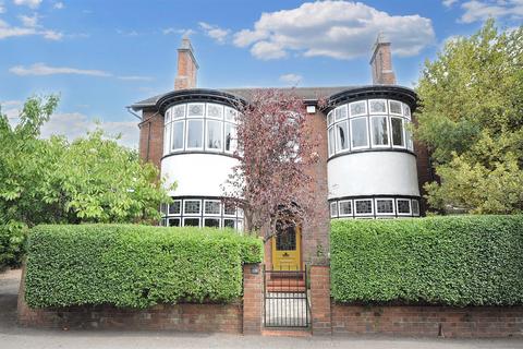 4 bedroom detached house for sale, Newcastle Road, Stone