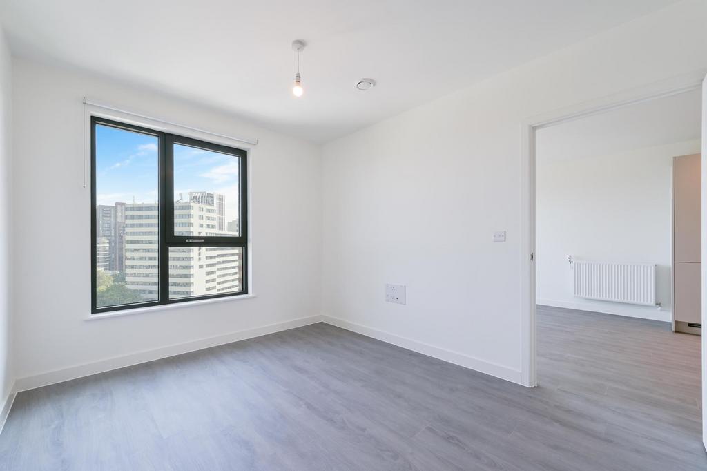 Apartment in London - View 3