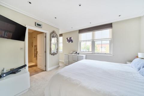 3 Avery Close, Beckenham, BR3 1EL