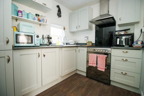 2 bedroom cottage for sale, South Street, Burton Fleming YO25
