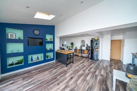 3 bedroom end of terrace house for sale, Earls Road, Walsall WS4