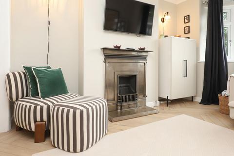 46 Ashgate Avenue, Chesterfield, S40 1JD