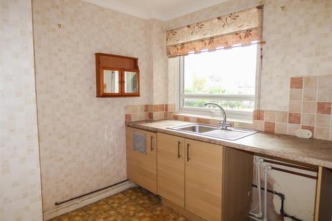 Flat 2, Malvern House Laburnum Grove, Northfleet, Gravesend, DA11 9QP