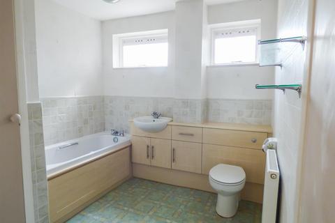 Flat 2, Malvern House Laburnum Grove, Northfleet, Gravesend, DA11 9QP