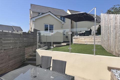 4 bedroom detached house for sale, Lovering Road, St. Austell