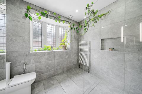 2 Rydal Drive, Bexleyheath, DA7 5EE