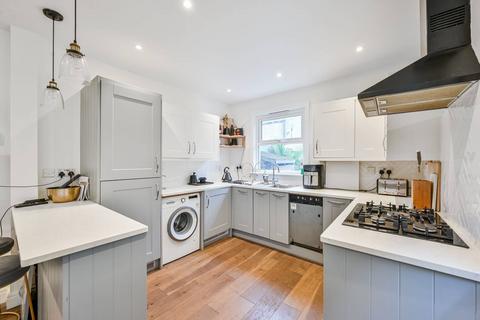 2 bedroom flat for sale, Brownhill Road, Catford, London, SE6