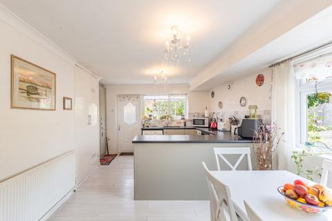 3 bedroom detached bungalow for sale, Chain Free - A Garden-Lover’s Detached Hideaway in Leafy Briston