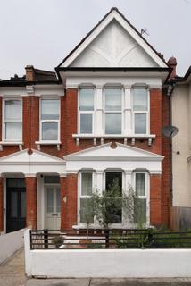 13 Huntly Road, London, SE25 6QY