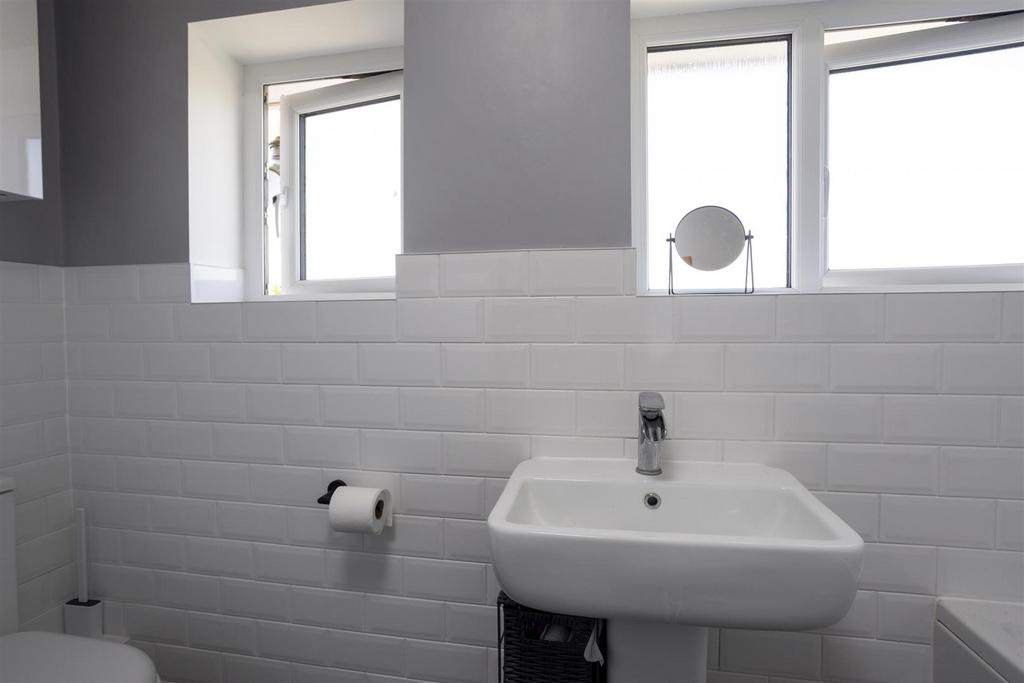 99 Chapelfield Road 12.jpg