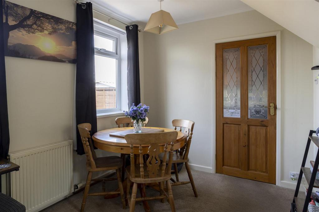 99 Chapelfield Road 10.jpg