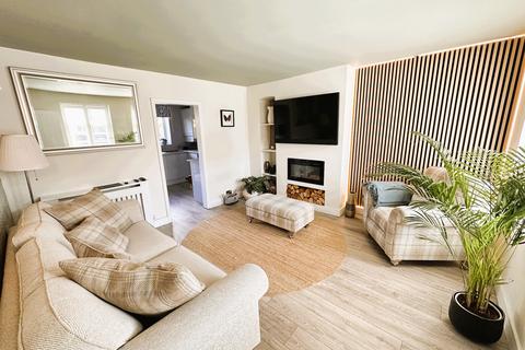 12 Caillard Road, Byfleet, West Byfleet, KT14 7JB