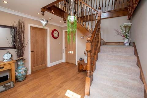 4 bedroom detached house for sale, Main Road, Louth LN11