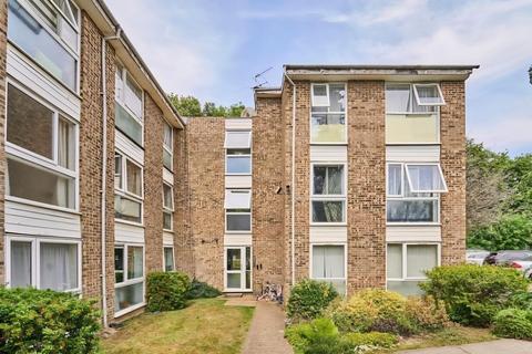Oakley Close,  Isleworth, TW7