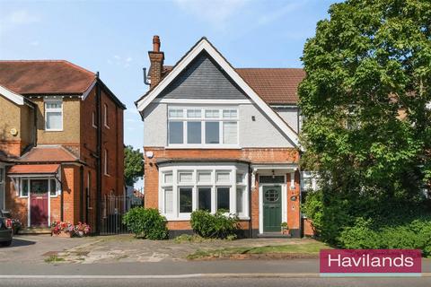 undefined, Green Dragon Lane, N21