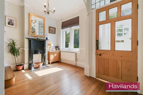 undefined, Green Dragon Lane, N21