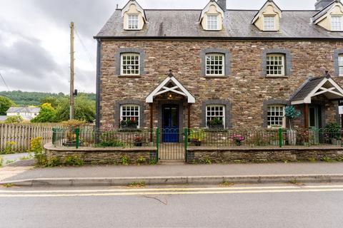 Eyrie Oaks, Brecon, LD3