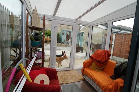 2 bedroom detached bungalow for sale, Charterhouse Road, Idle, Bradford