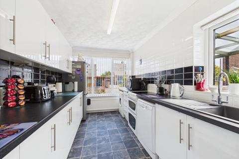28 Rookery Drive, Penwortham, Preston, PR1 9LU