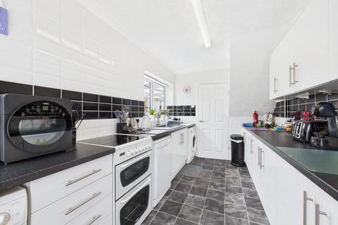28 Rookery Drive, Penwortham, Preston, PR1 9LU