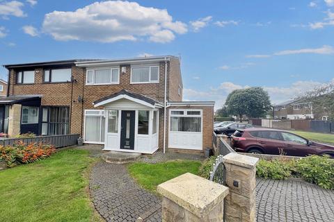 4 bedroom semi-detached house for sale, Glencoe, Killingworth, Newcastle upon Tyne, Tyne and Wear, NE12 6QB