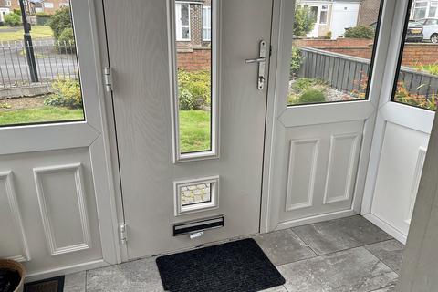 4 bedroom semi-detached house for sale, Glencoe, Killingworth, Newcastle upon Tyne, Tyne and Wear, NE12 6QB