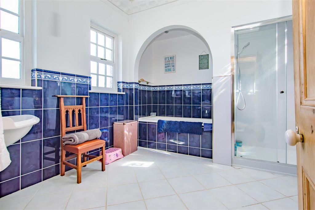 Family bathroom