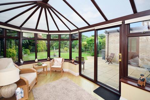 4 bedroom detached house for sale, Meadow Close, Ringstead