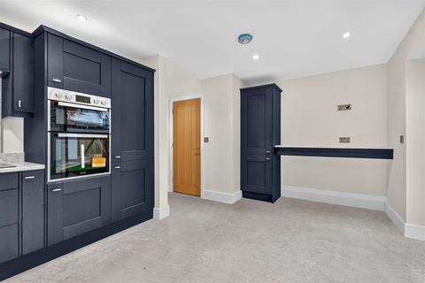 3 bedroom semi-detached house for sale, Thirsk Road, Easingwold, York