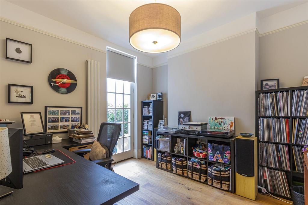 Romilly Road West 14-13.jpg