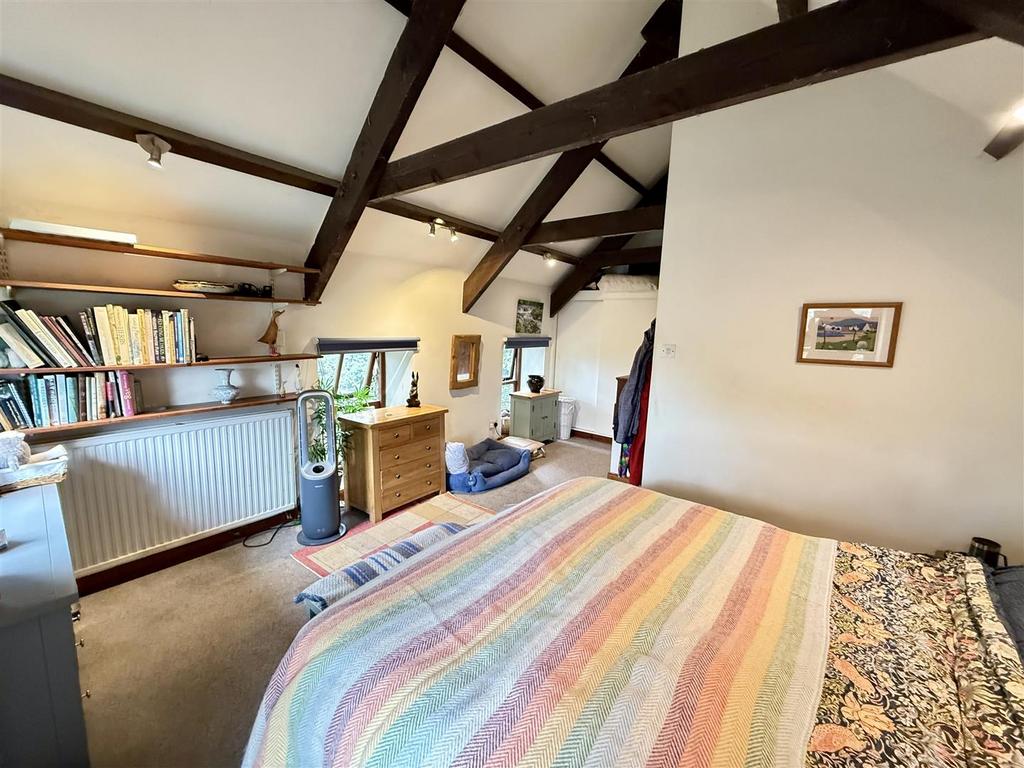 Main bedroom 1