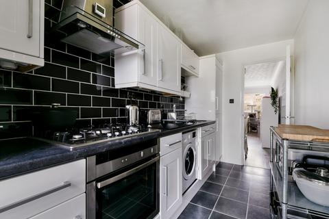 16 Burgate Close, Crayford, Dartford, DA1 4ST