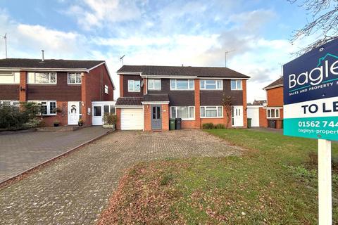 4 bedroom semi-detached house to rent, Abberley Avenue, Stourport on Severn, DY13