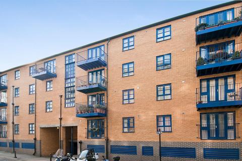 2 bedroom flat to rent, Thames Heights, 52-54 Gainsford Street, London