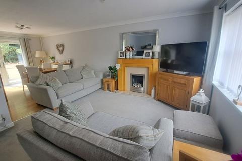 3 bedroom detached house for sale, Fforest Fach, Tycroes, Ammanford, SA18
