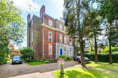 undefined, Petersham Road, Richmond TW10