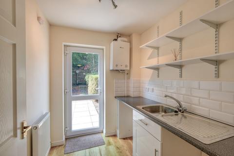10 Bridge Road, Bromsgrove, B60 3GT