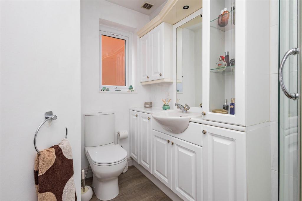 Ensuite
