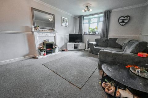 3 bedroom end of terrace house for sale, Barnwood Road, Wolverhampton WV8
