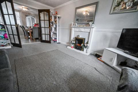 3 bedroom end of terrace house for sale, Barnwood Road, Wolverhampton WV8