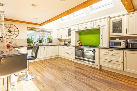 6 bedroom detached house for sale, Chapel Lane, Long Marston, Tring