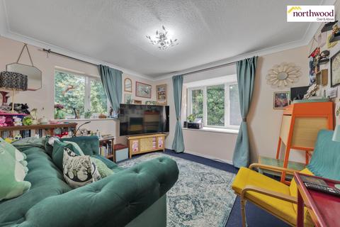 1 bedroom flat for sale, Romilly Drive, Watford, WD19