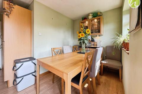 20 Edinburgh Avenue, Corringham, Stanford-le-hope, SS17 7TQ