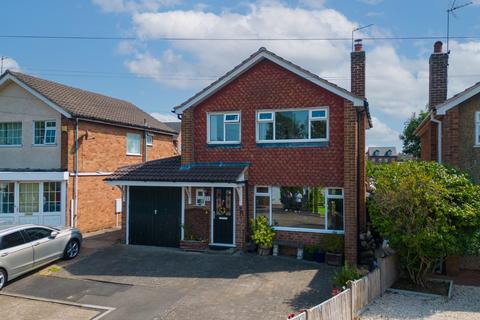 Elms Grove, Etwall, Derby, DE65 6JT